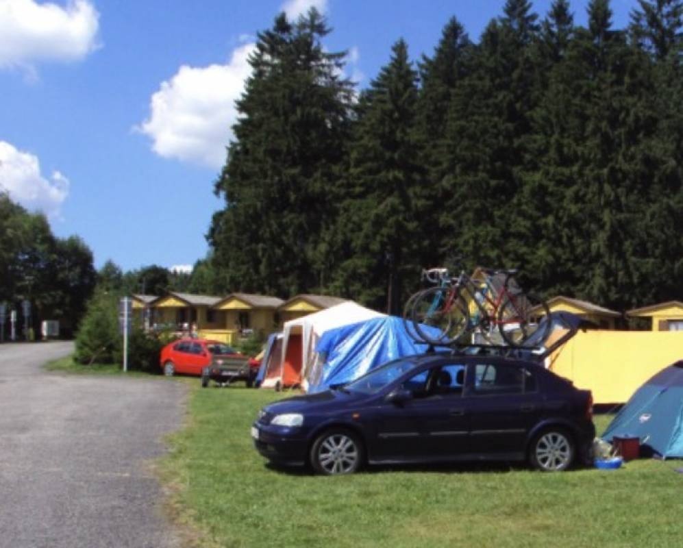 Autokempink Osika — Area da campeggio in Nová Bystřice