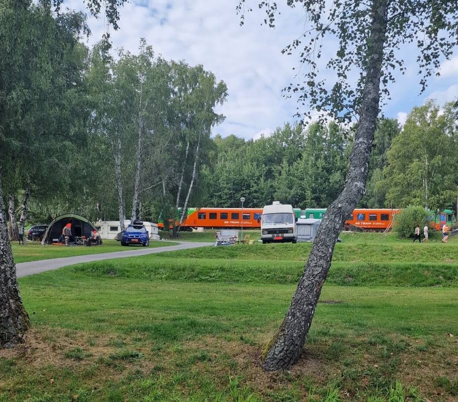 Autokemp Karlovy Dvory II — Kemping in Horní Planá
