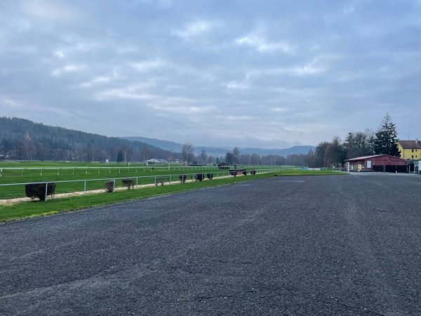 Hipodrom Holoubek — Photo 6