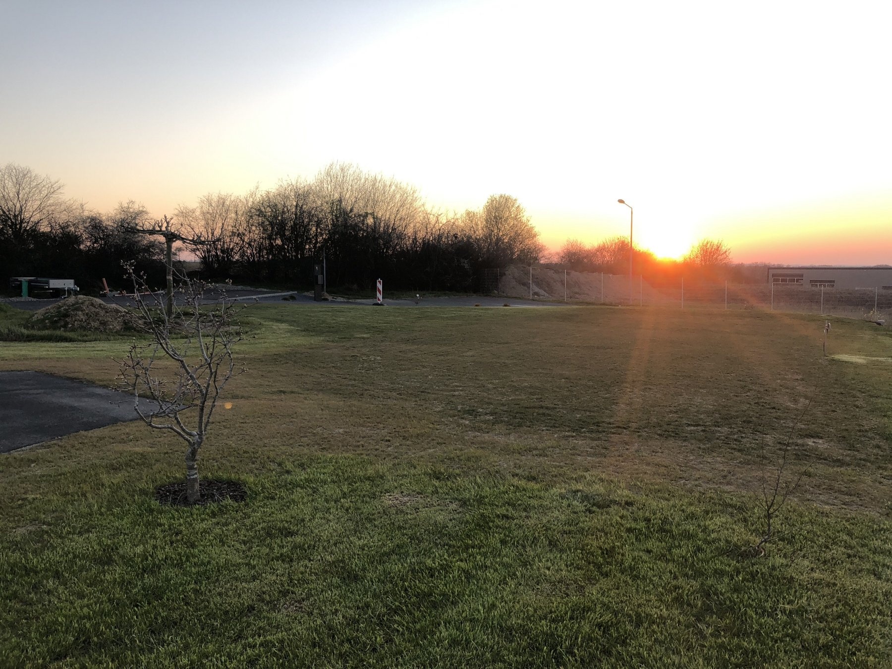 Stellplatz zur Platane — Sp. parking dla kamperów in Wilsdruff OT Mohorn