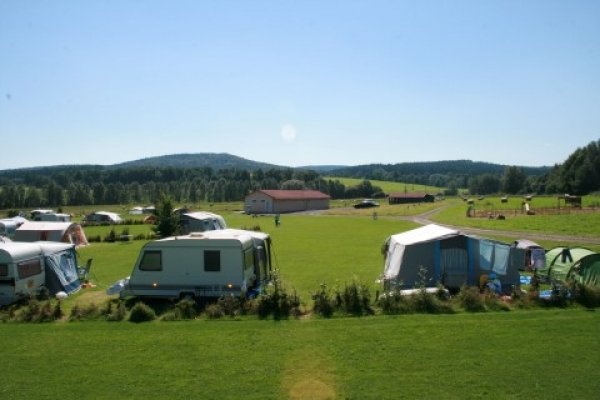 Camping de Regenboog — Campervan Site in Šluknov