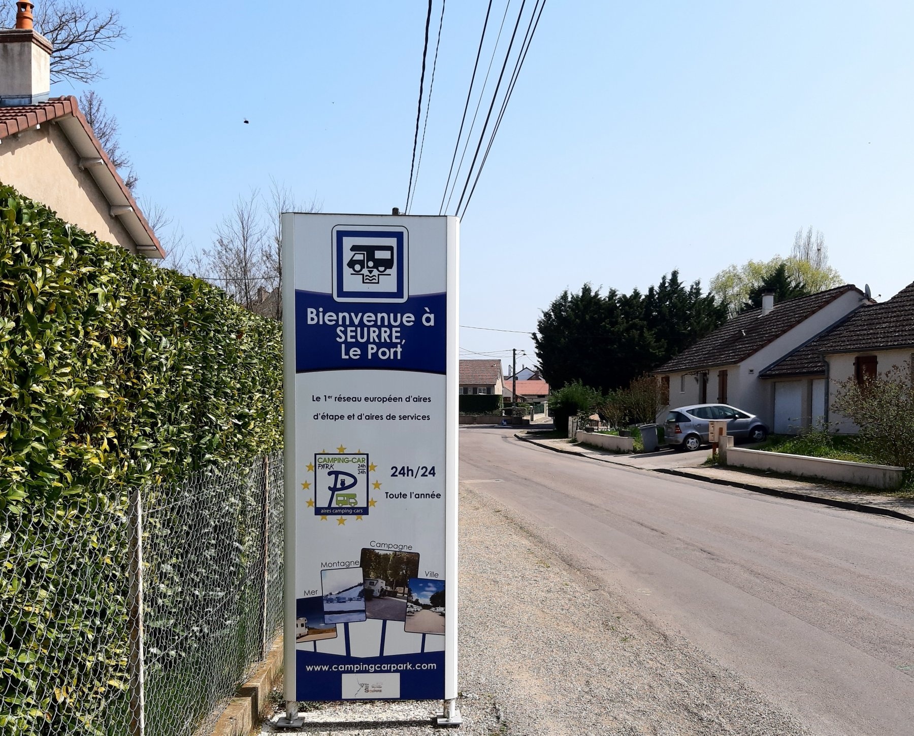 Campingcar Park — Stellplatz in Seurre