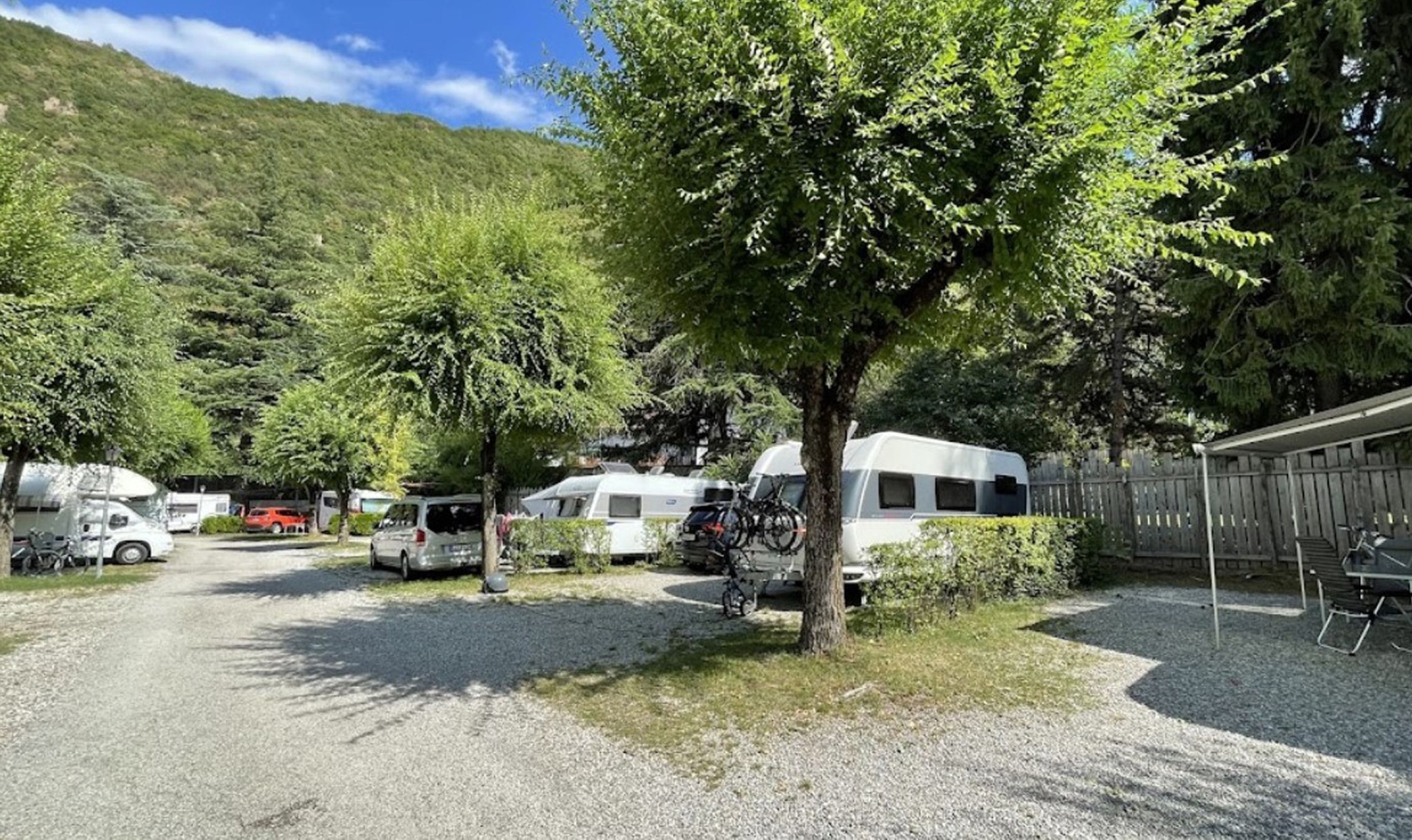 Camping-Park Steiner Südtirol — Campingplass in Leifers Laives Bozen