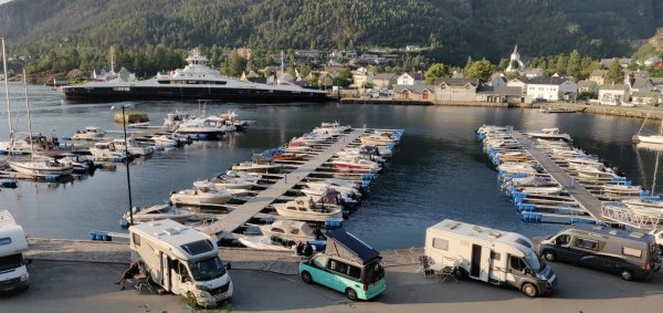 Jondal Båthamn — Photo 3