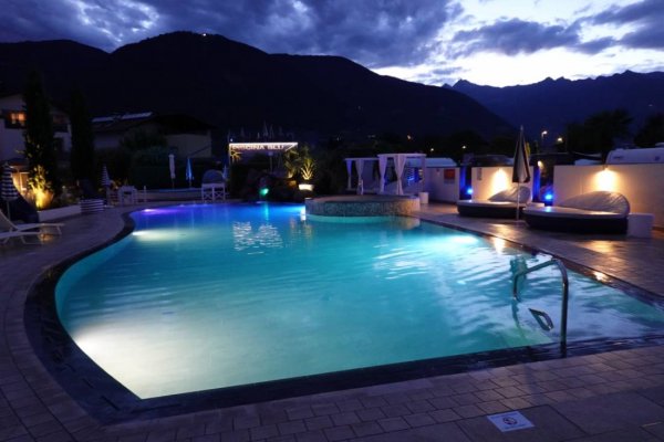 Luxus Camping Schlosshof Resort ***** — Photo 5