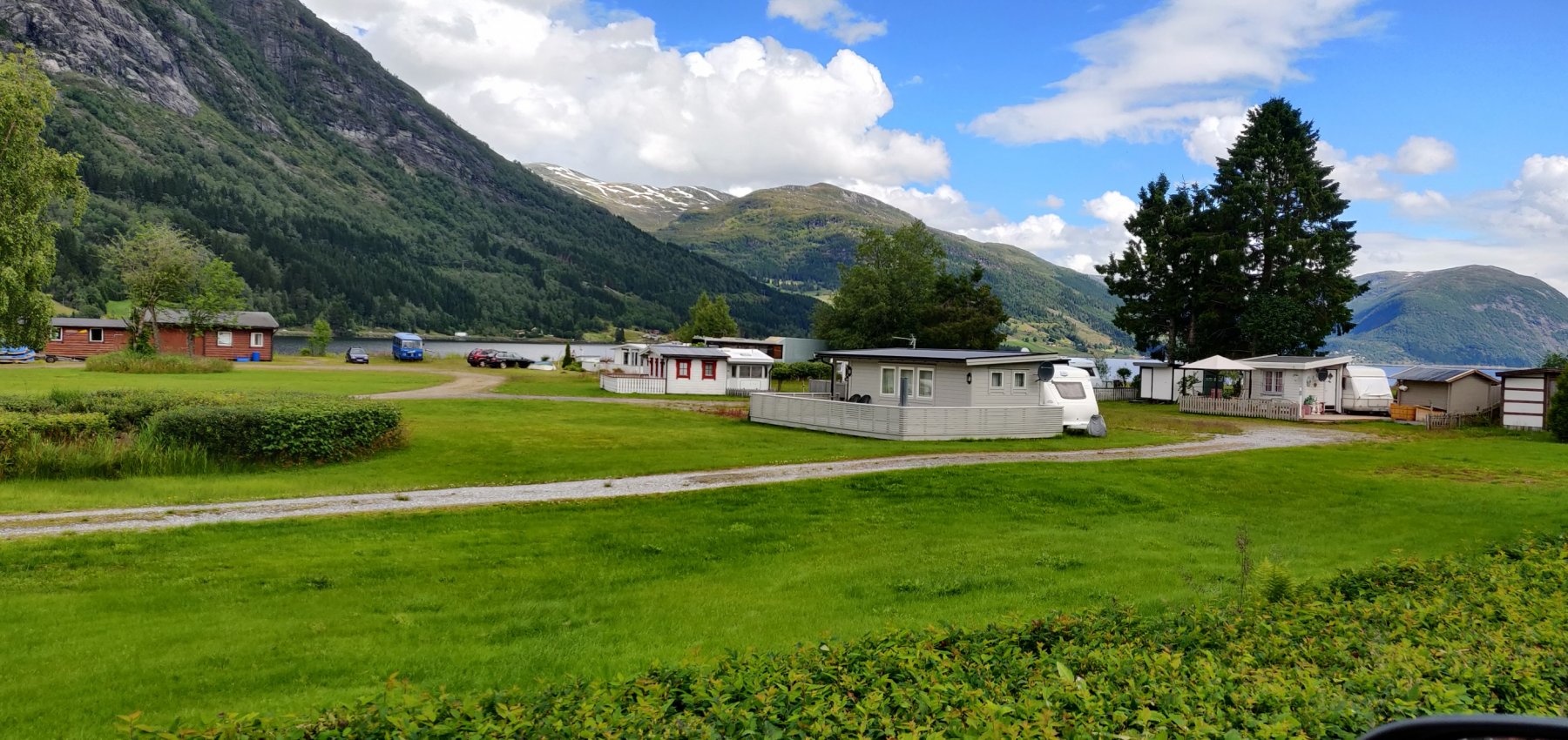 Solrenning Camping — Campingplads in Vassenden