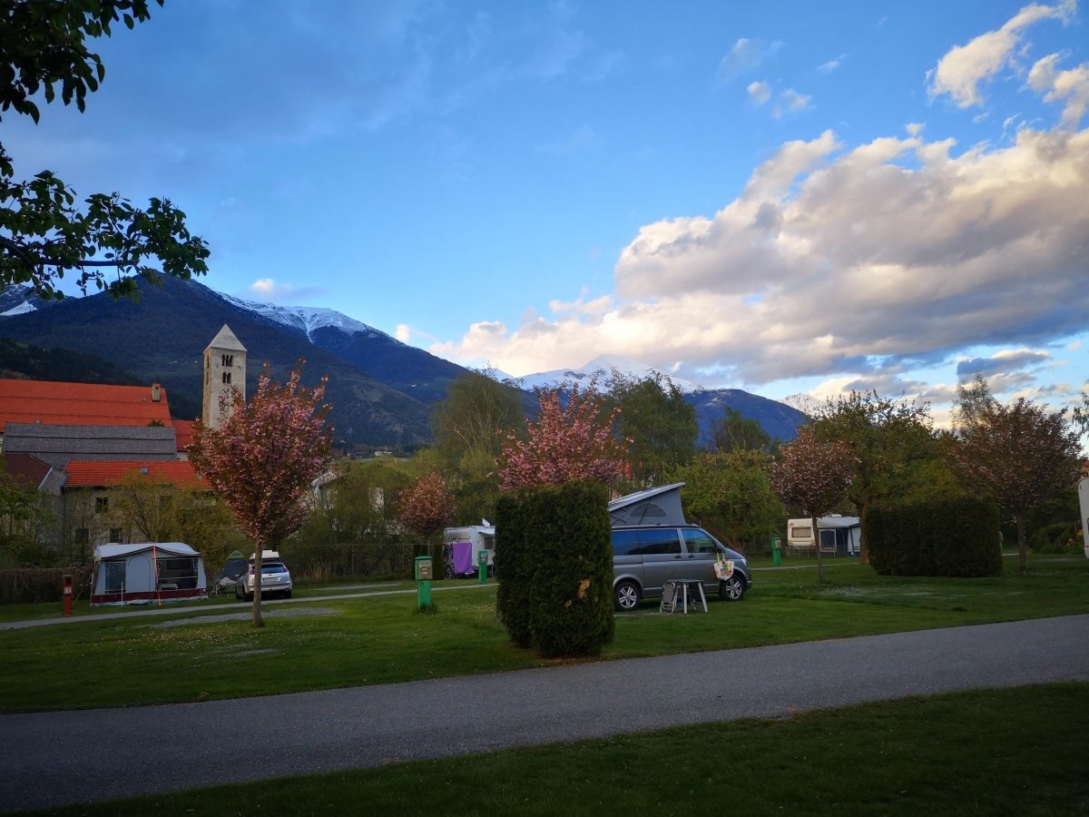Camping Badlerhof *** — Sítio de acampamento in Laas/Lasa