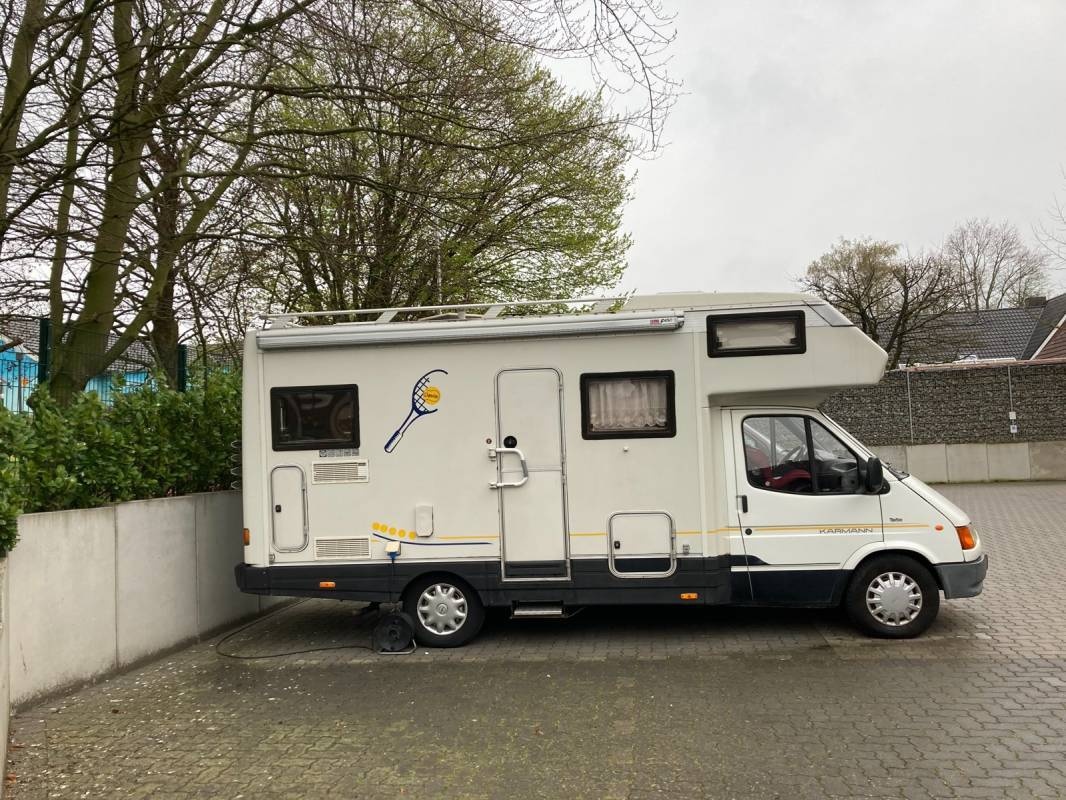 Wohnmobilstellplatz Hotel Brauhaus Coesfeld — Vid restaurangen in Coesfeld