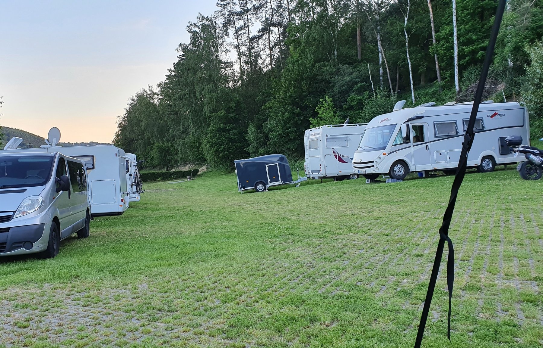 Caravanplatz zum Liliensteinblick — Bobilplass in Rathen