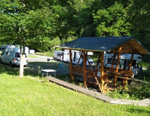Badesee Lauenberg — Karavan Sitesi in Dassel