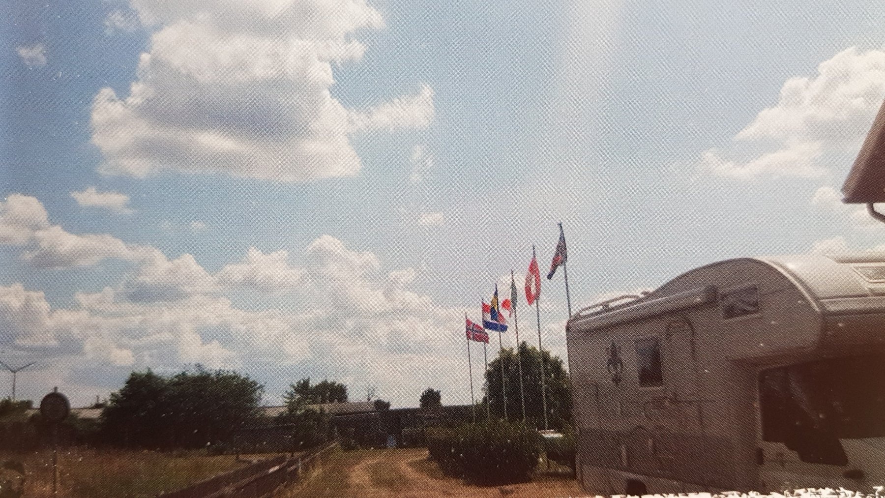 Stellplatz am alten Bahnhof — Campervan Site in Tribsees