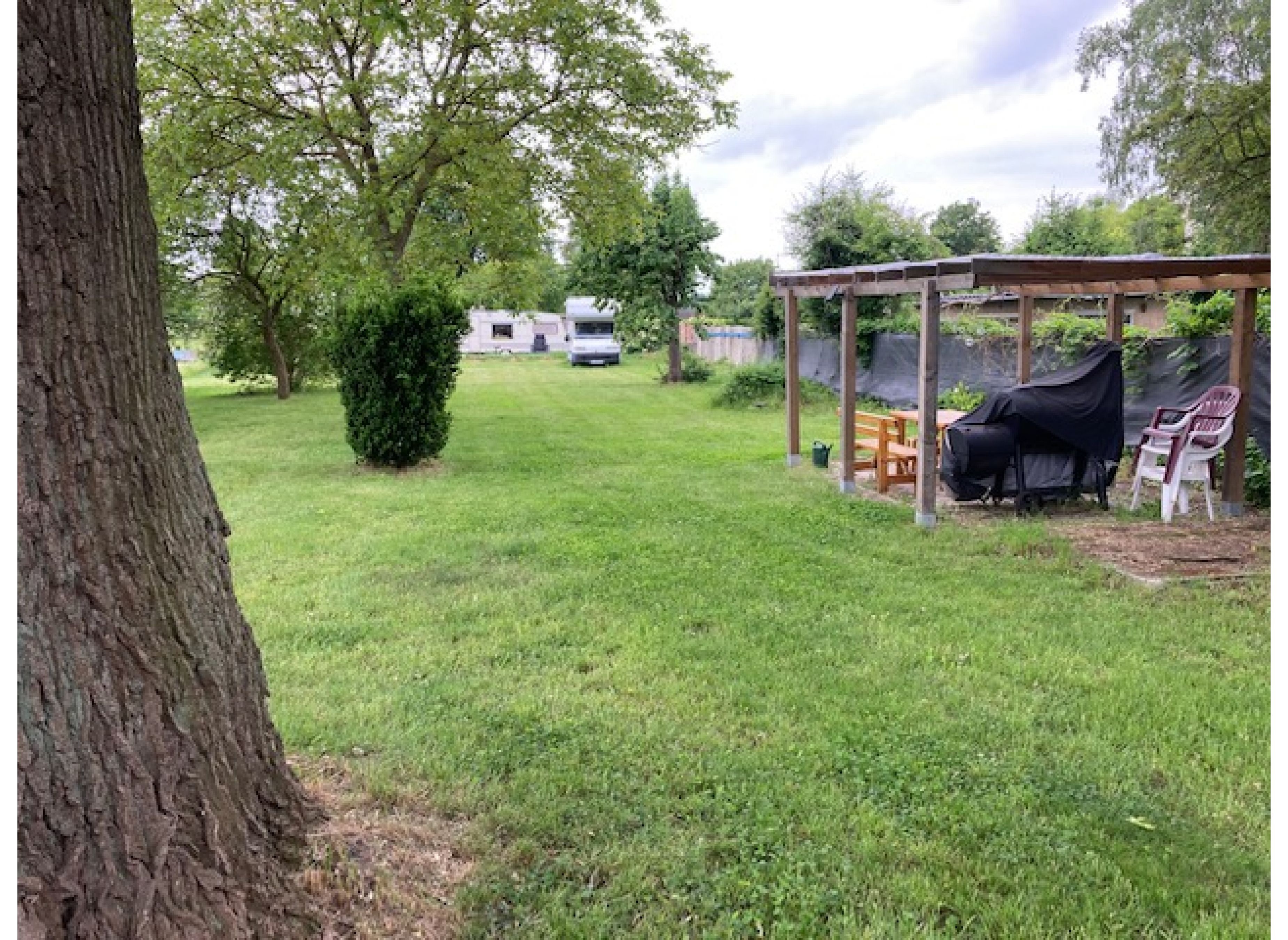 Stellplatz am alten Bahnhof — Sítio para autocaravanas in Tribsees