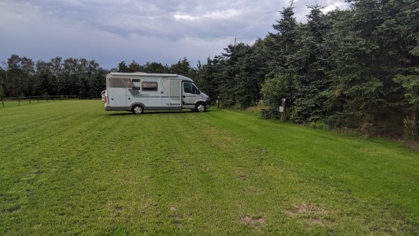 Camperplaats Maarheeze — Karavan Sitesi in Maarheeze