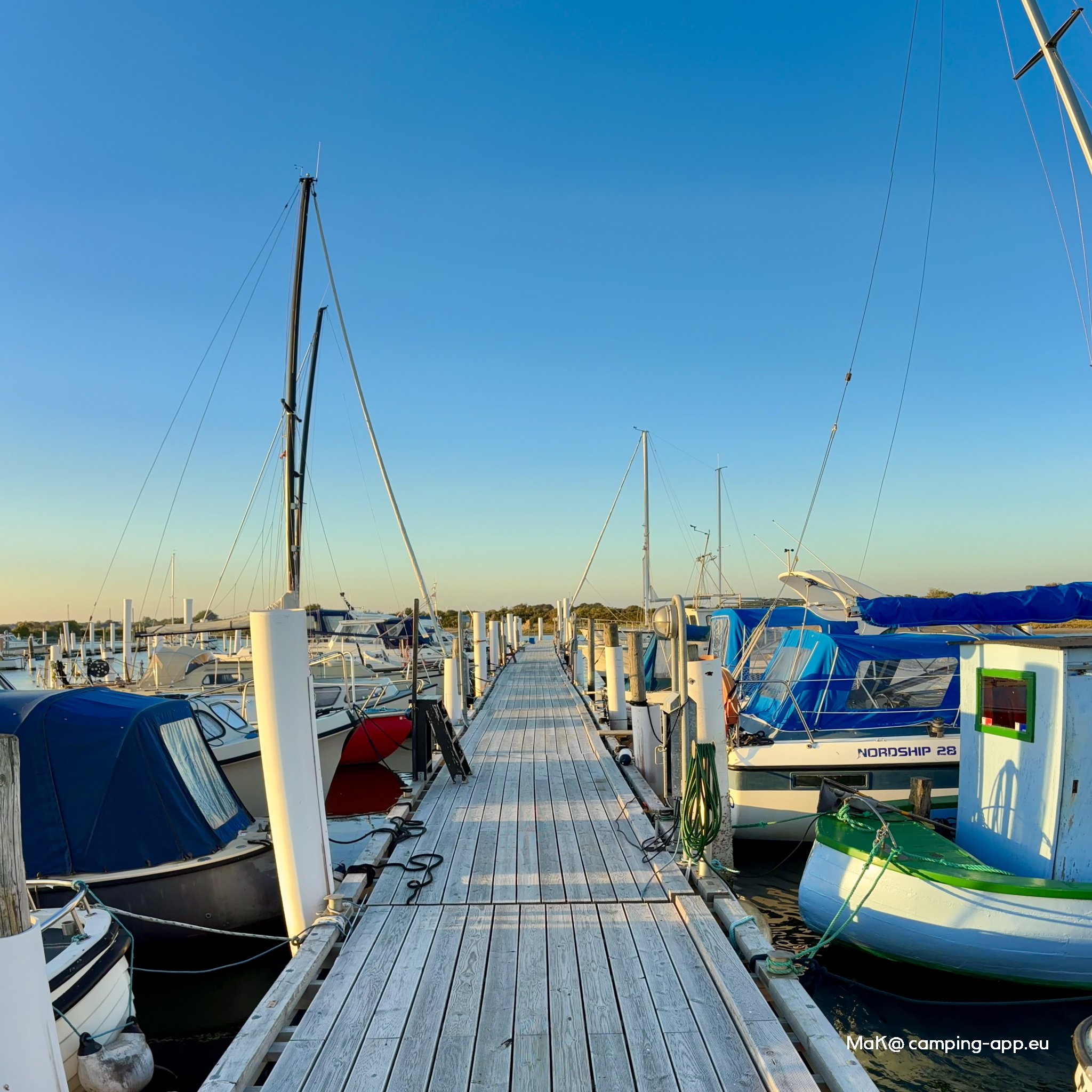 Engels Yachtclub — Foto 2