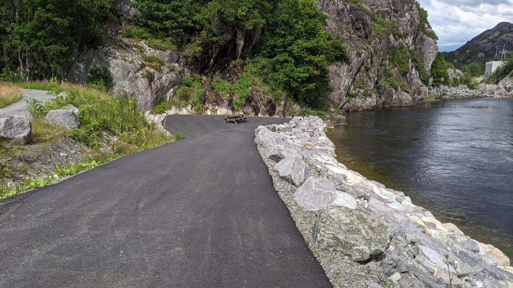 Bobilparkering Åna-Sira — Aire camping car in Åna-Sira