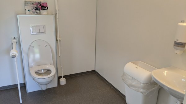 Bobilparkering Åna-Sira — Photo 2