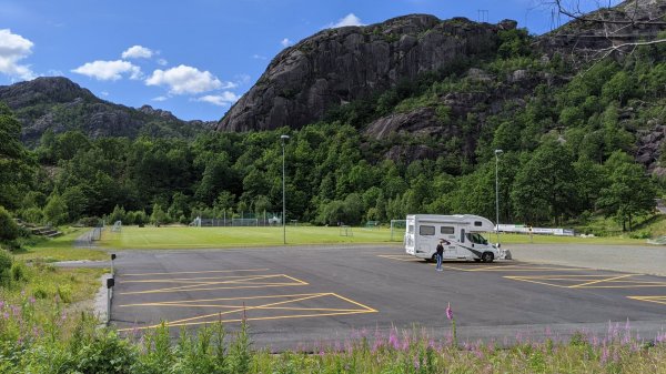 Bobilparkering Åna-Sira — Photo 5