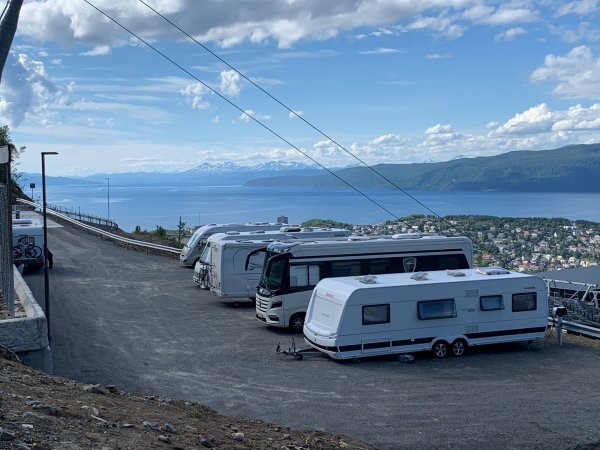 Fagernesfjellet Parkering — Photo 4