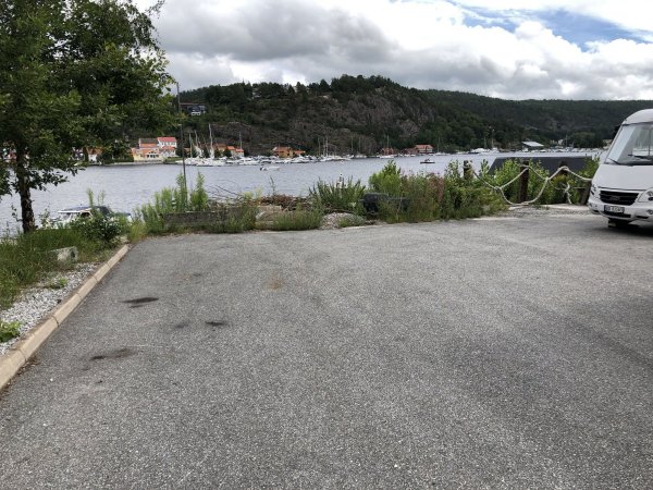 Halden havn bobilparkering — Foto 3