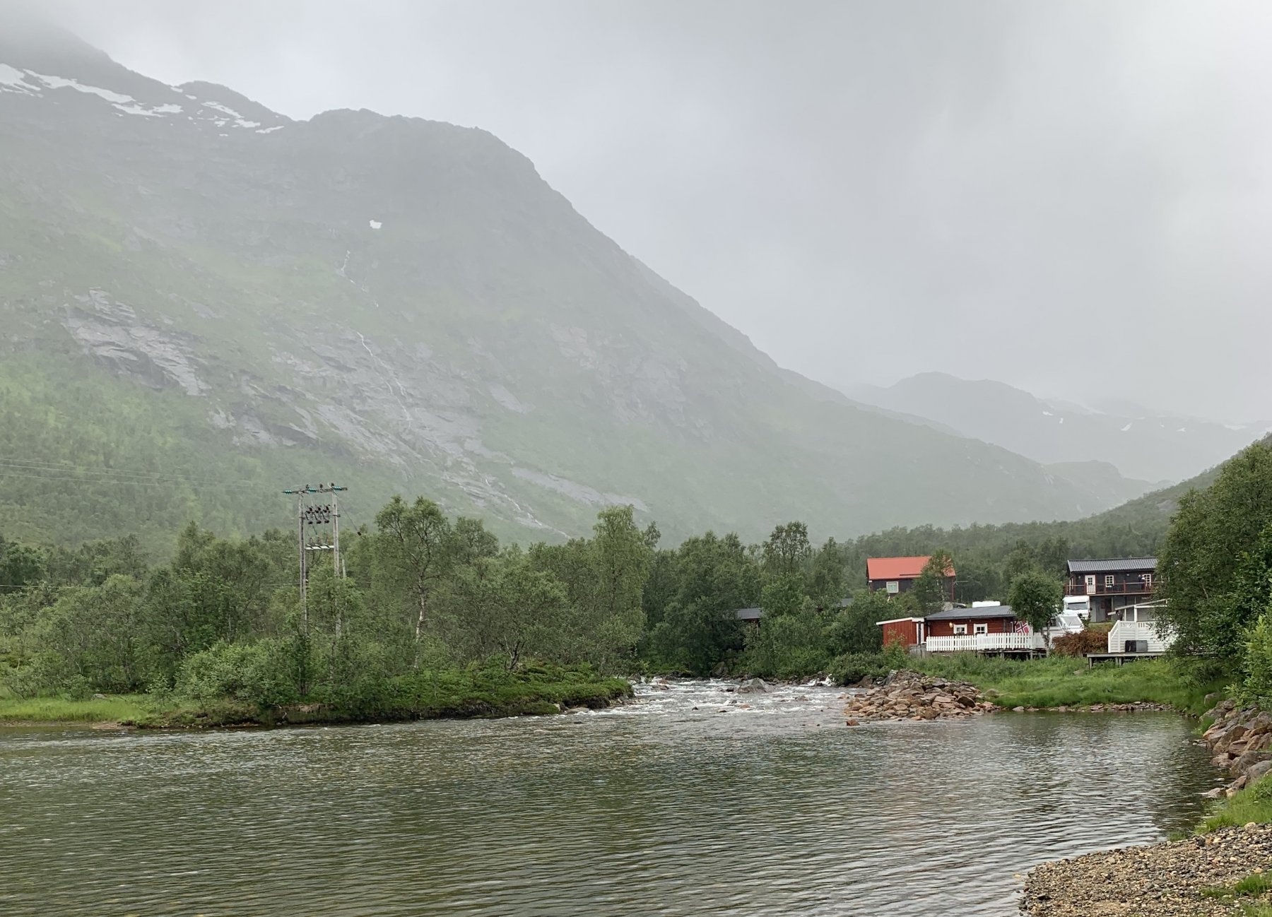 Gullesfjord Camping — Campingplads in Botn