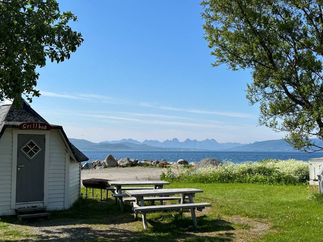 Maurnes Marina — Camperplads in Maurnes