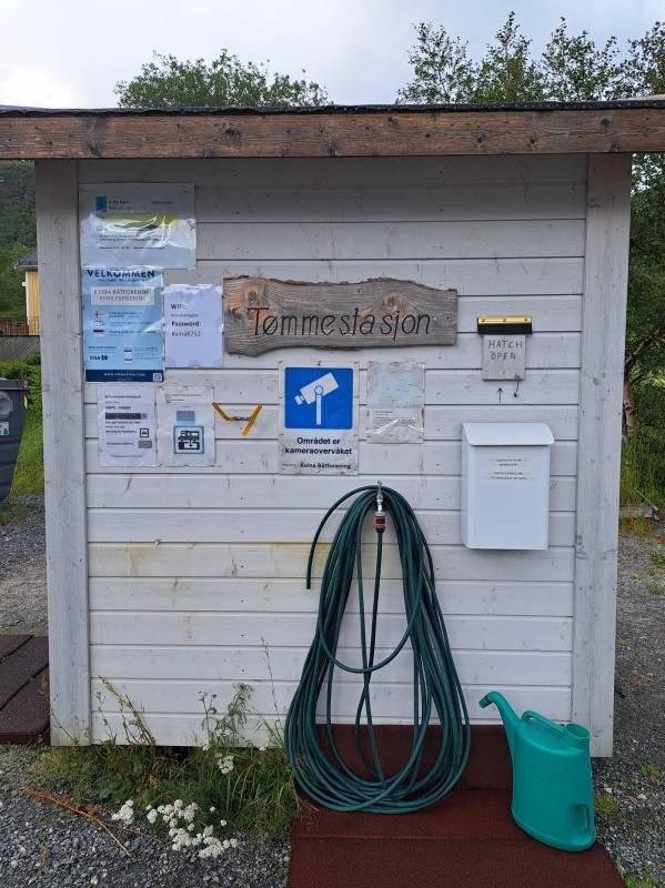 Kvina Småbåthavn bobilcamp — Photo 6