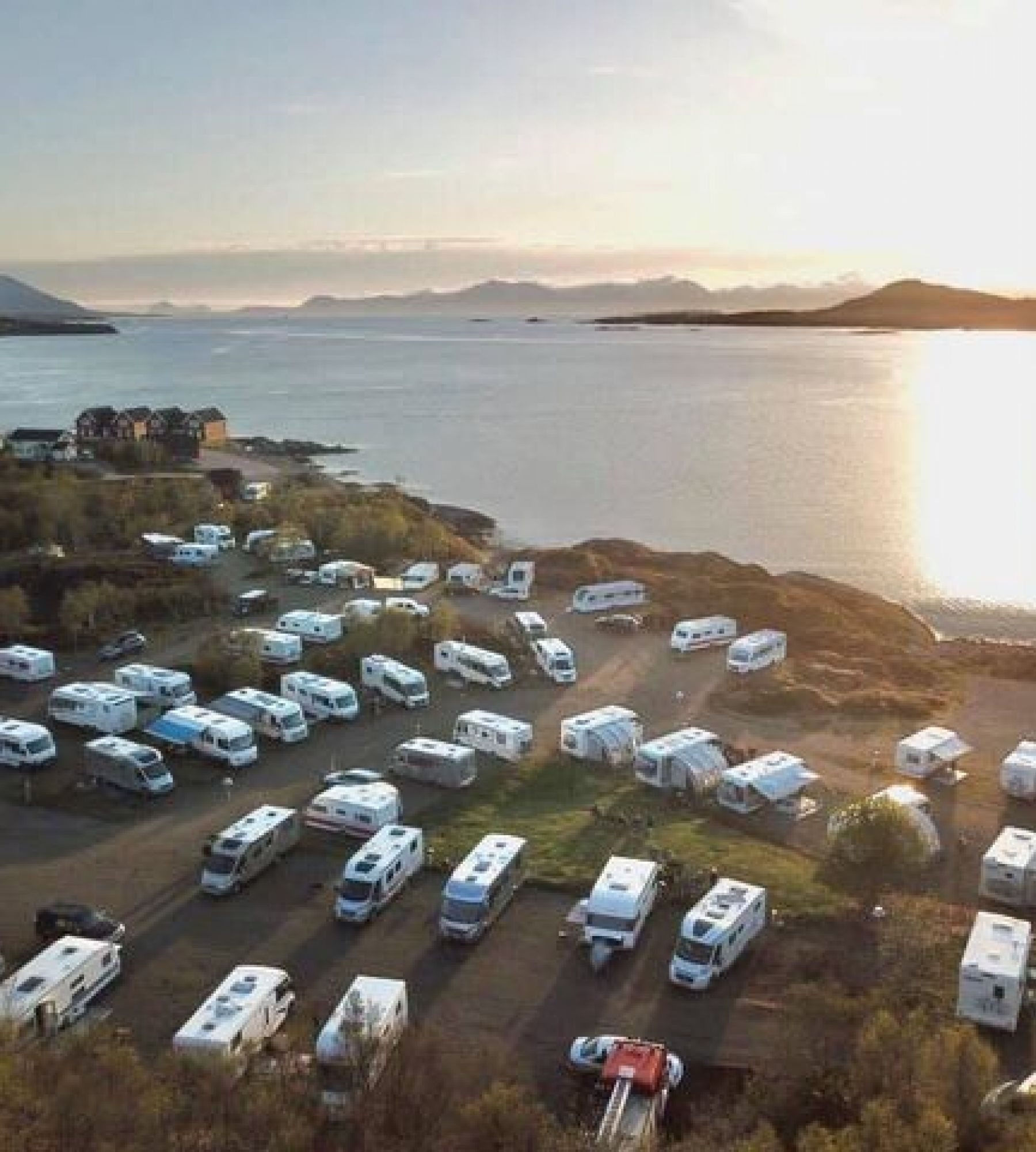 LoVe Camping Vesterålen Kysthotell — Campingplads in Solheim