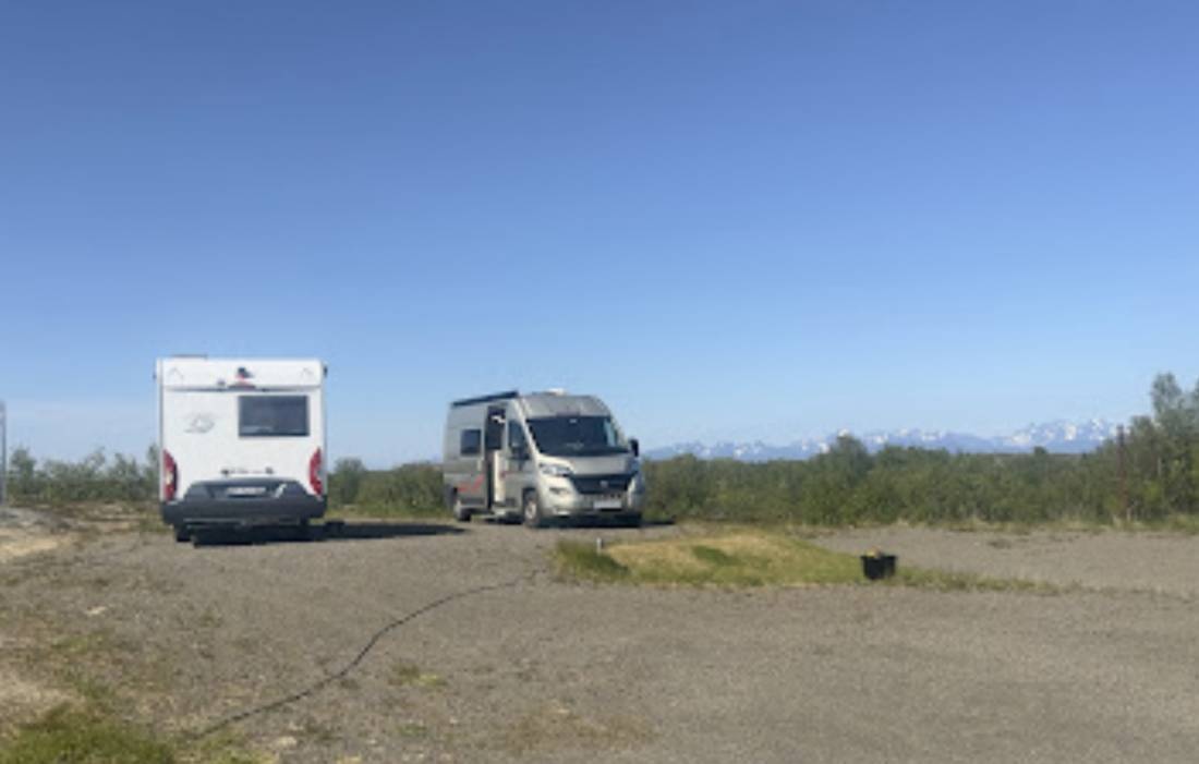 Tranøy bobilplass — Area di sosta in Sommersel