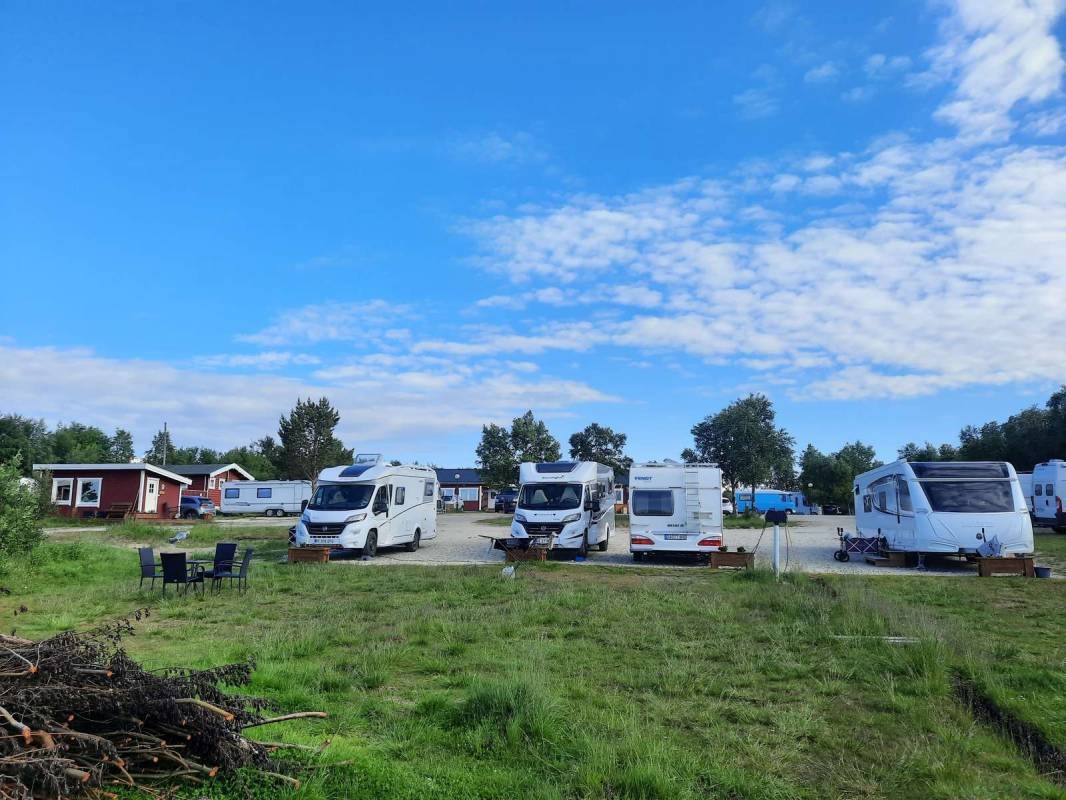Fjordutsikten Motell & Camping — Sítio de acampamento in Dulerohtu