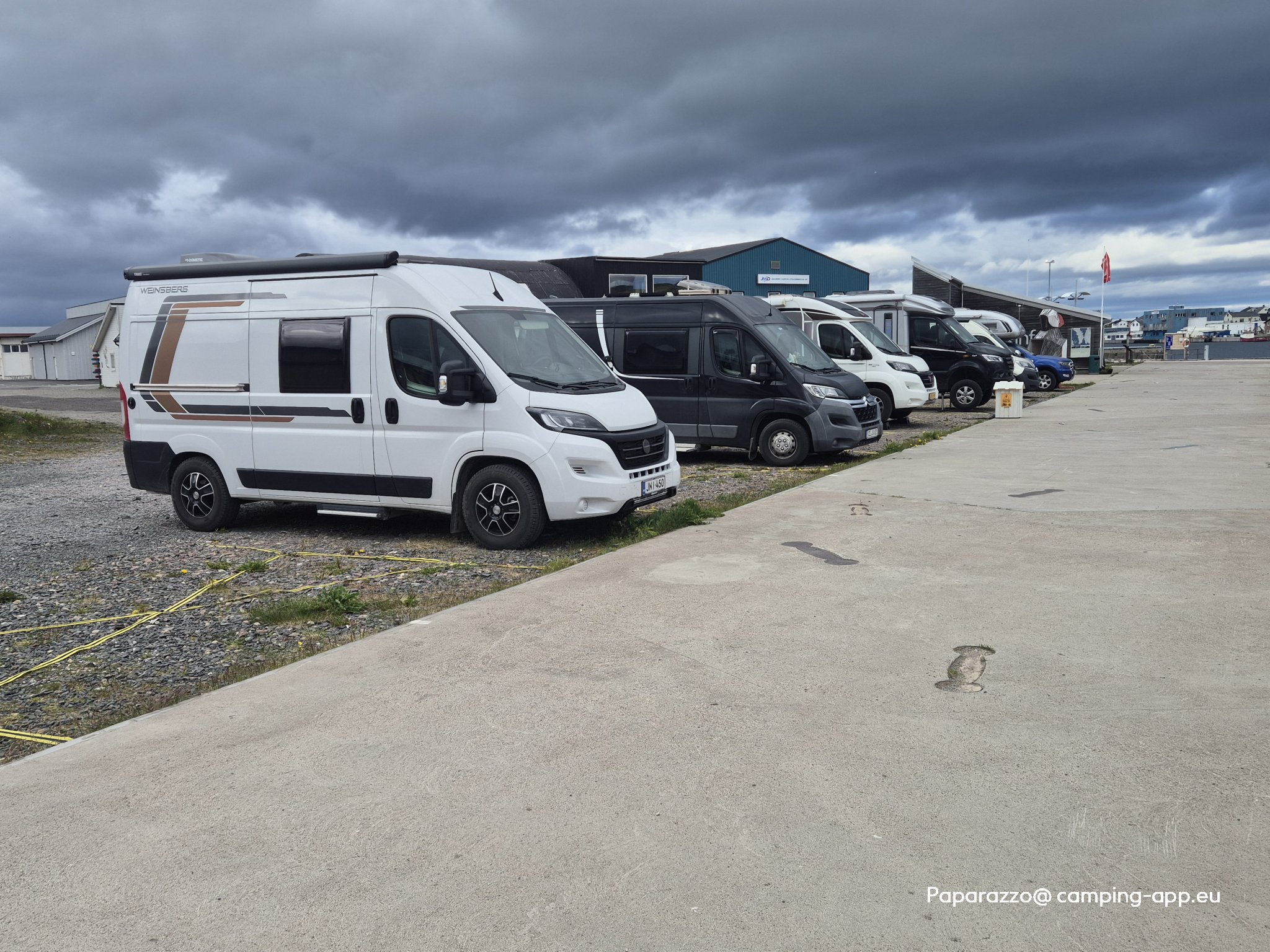 Vardø bobilplass — Sp. parking dla kamperów in Vardø