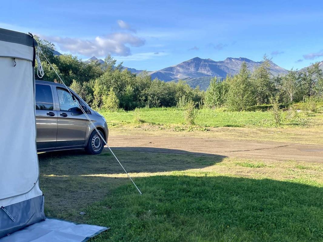 Skaugvoll Camping — Area da campeggio in Skaugvoll