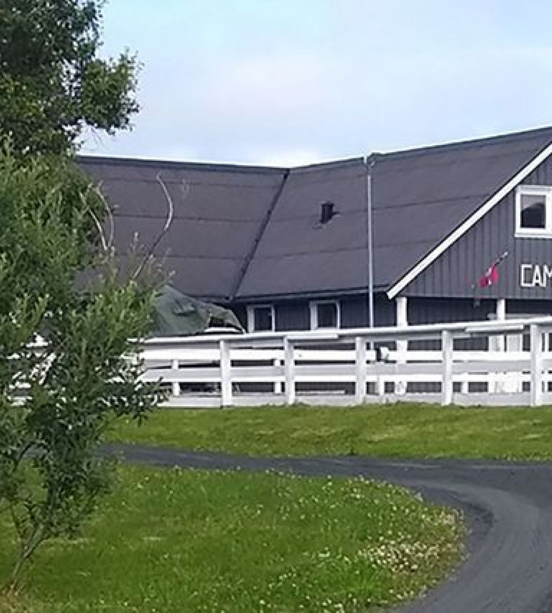 Åkeroya Camping — Kemp in Dønna