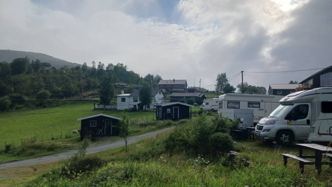 Sjøbakken Gårdsferie — Kemp in 