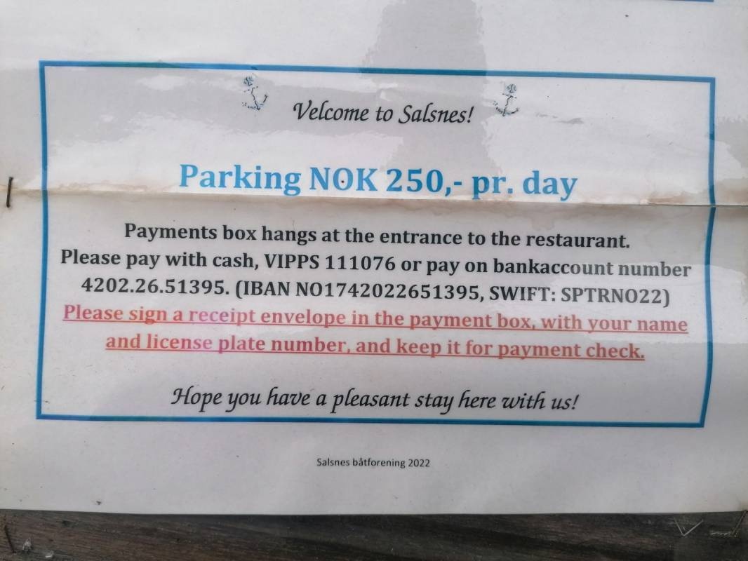 Salsnes båthavn — Aire camping car in Salsnes