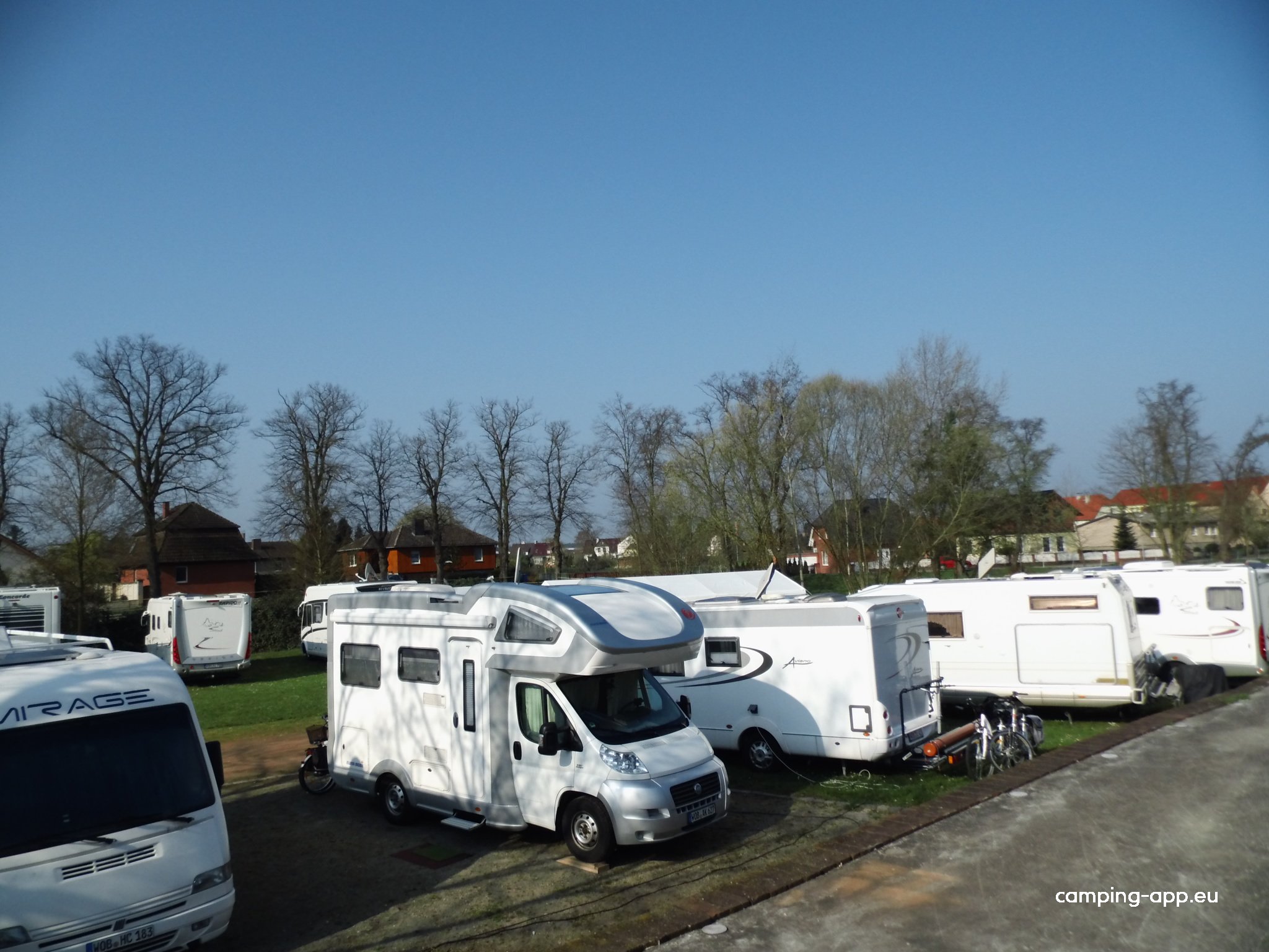 Caravan-Stellplatz — Stellplatz in Seehausen