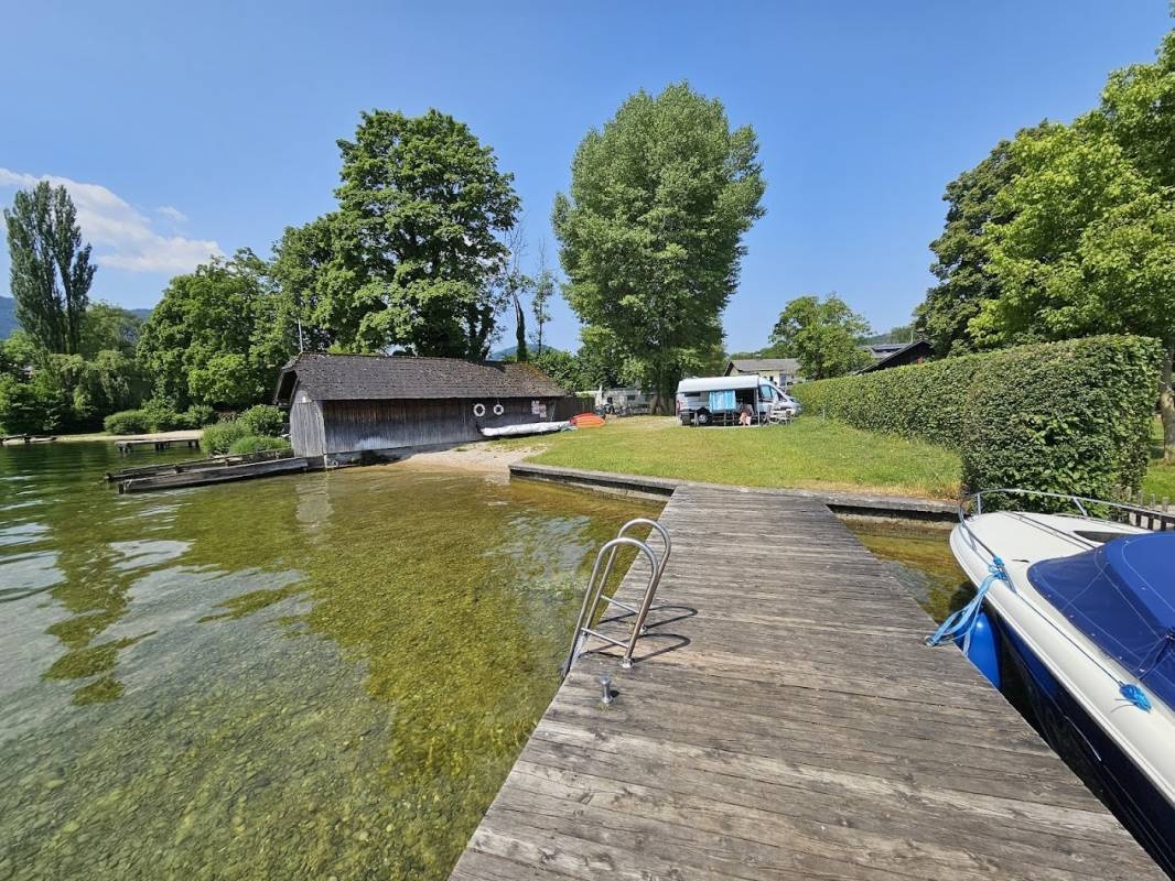 Strandcamping Traunkirchen — Campingplass in Traunkirchen
