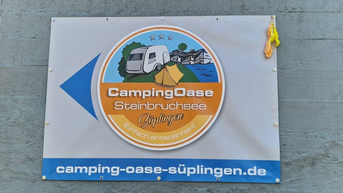 Camping-Oase Steinbruchsee Süplingen — Camping Site in Süplingen