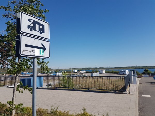 Wohnmobilstellplatz am Zwenkauer See — Photo 3