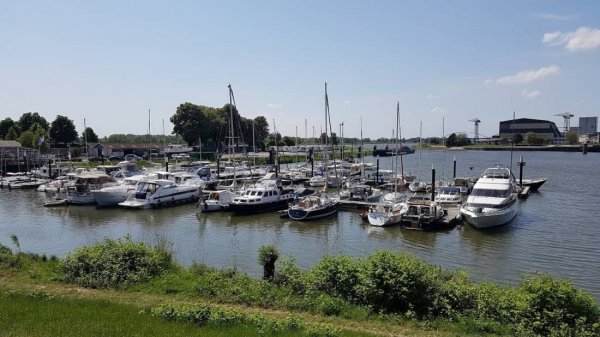 Camperplaats De Punt — Foto 4