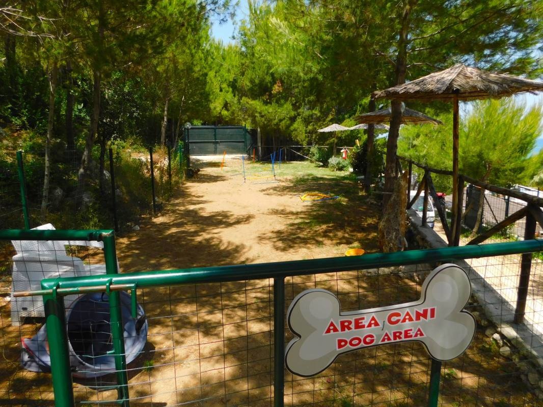 Camping Villaggio Baia San Nicola — Kemping in Peschici