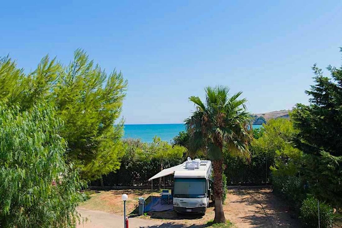Camping Villaggio Baia San Nicola — Campingplads in Peschici