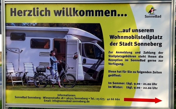 Stellplatz am Sonnebad — Aire camping car in Sonneberg
