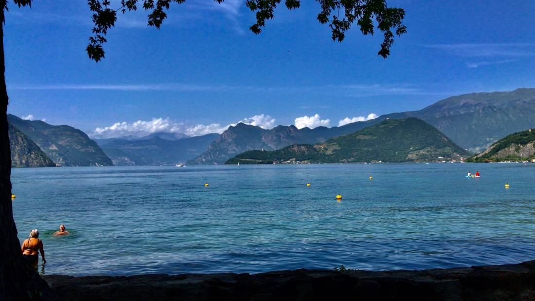 Camping Quai — Kamp yeri in Iseo