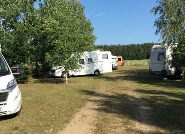 Schwarzbieroase — Campervan Site in Hohen Pritz