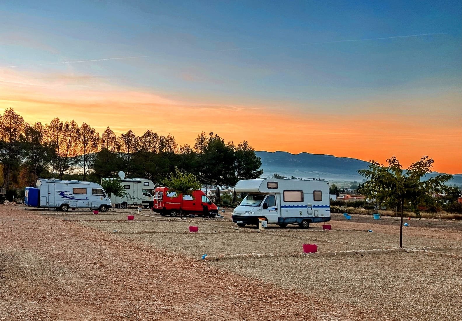 Camperpark Vista Montaña — Місце для кемперів in Salinas