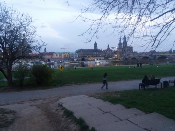 Stellplatz Wiesentorstraße Dresden — Photo 3