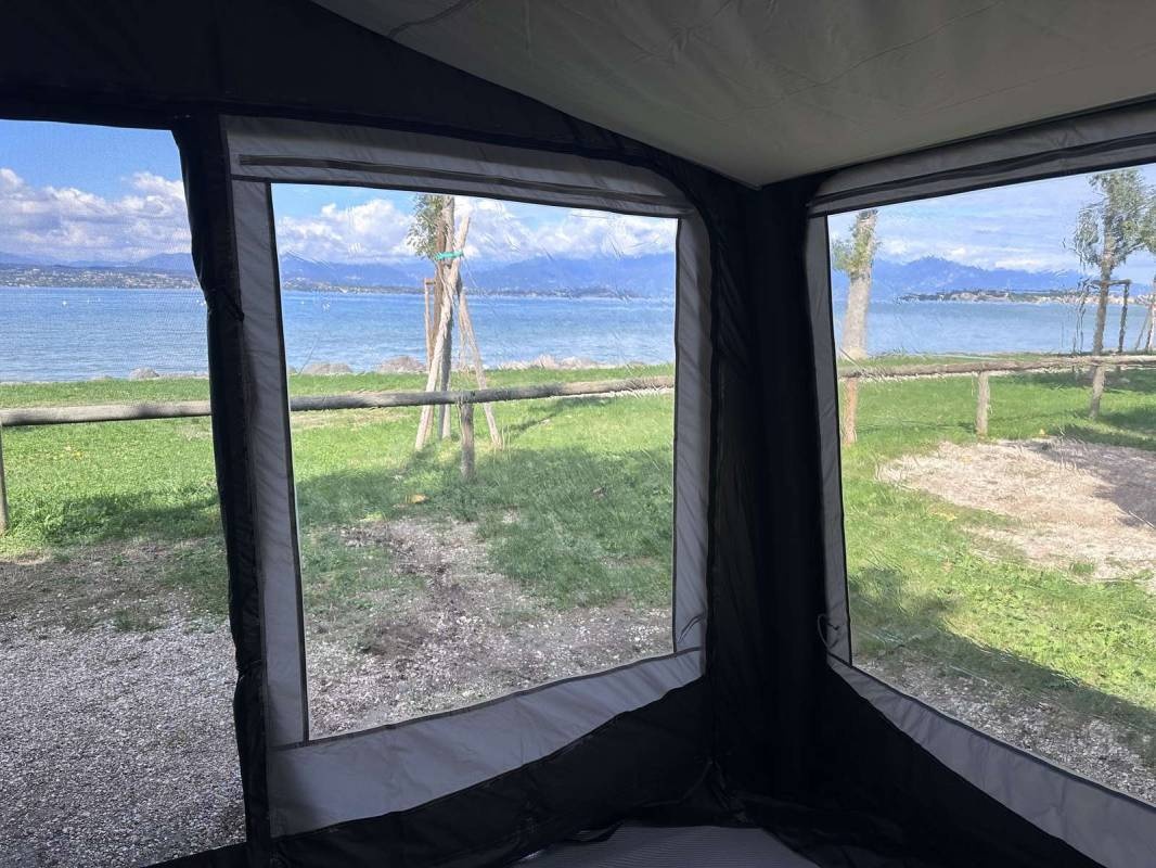 Camping Village San Francesco — Area da campeggio in Desenzano del Garda