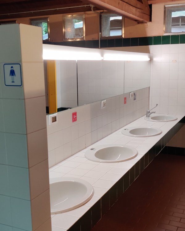 Caravan Camping Sassabanek — Photo 2