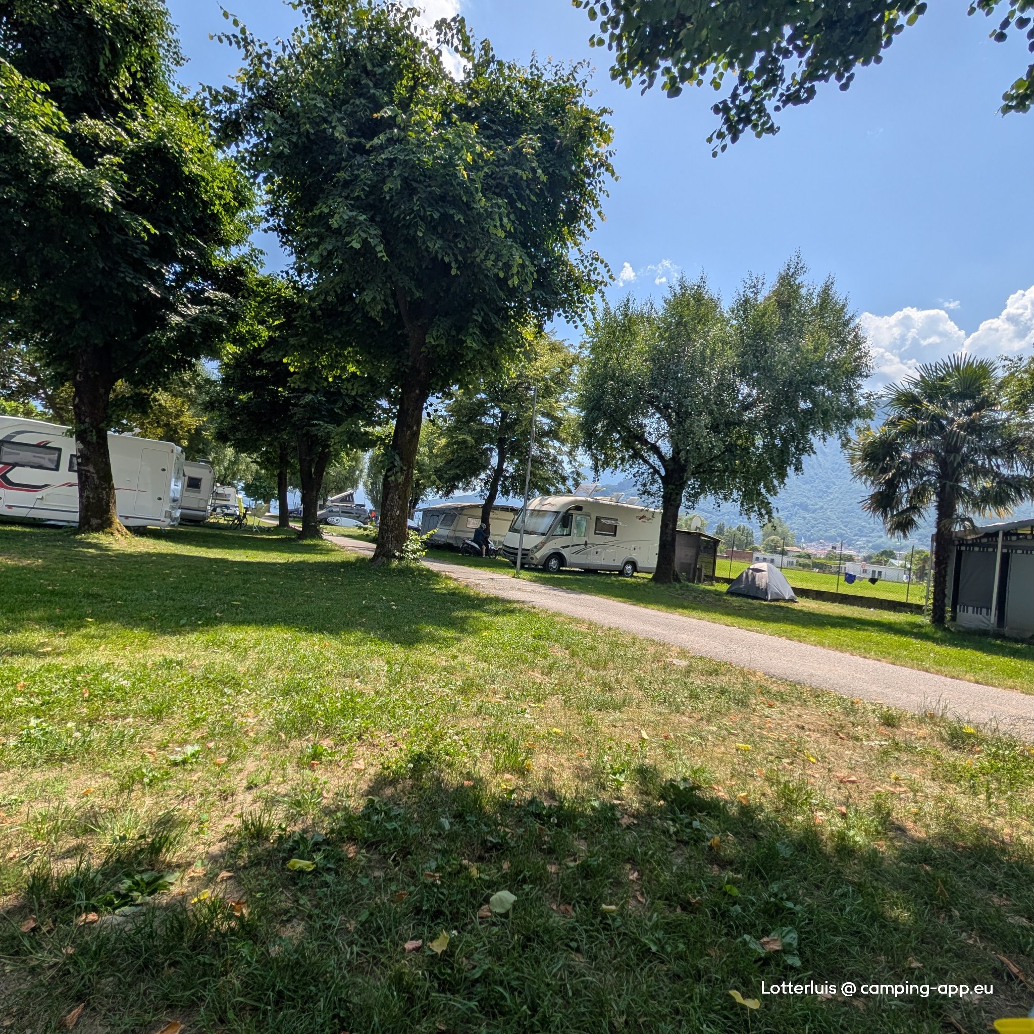 Camping Ideal — Kemping in Gravedona