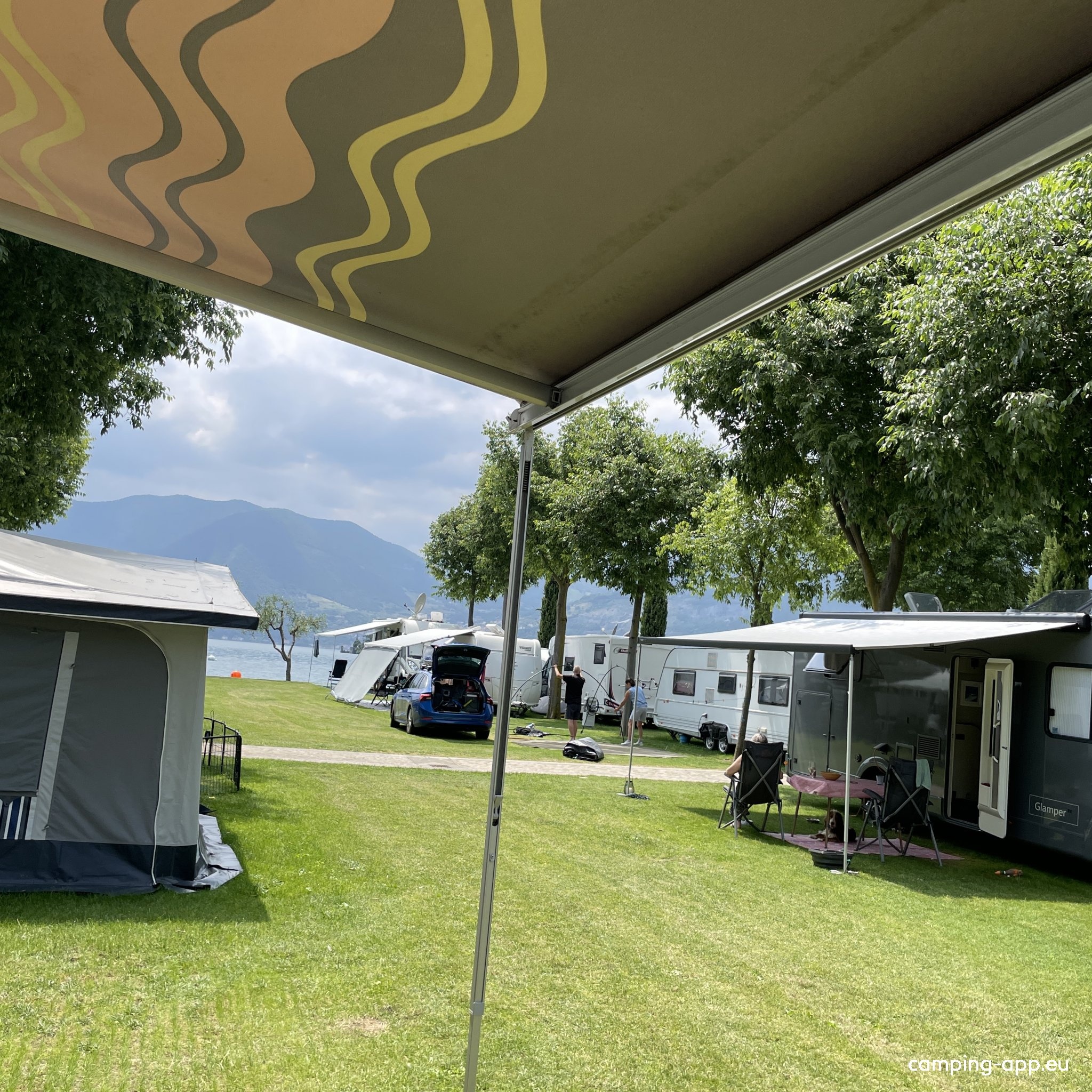 Campeggio Riva di San Pietro — Campingplads in Marone